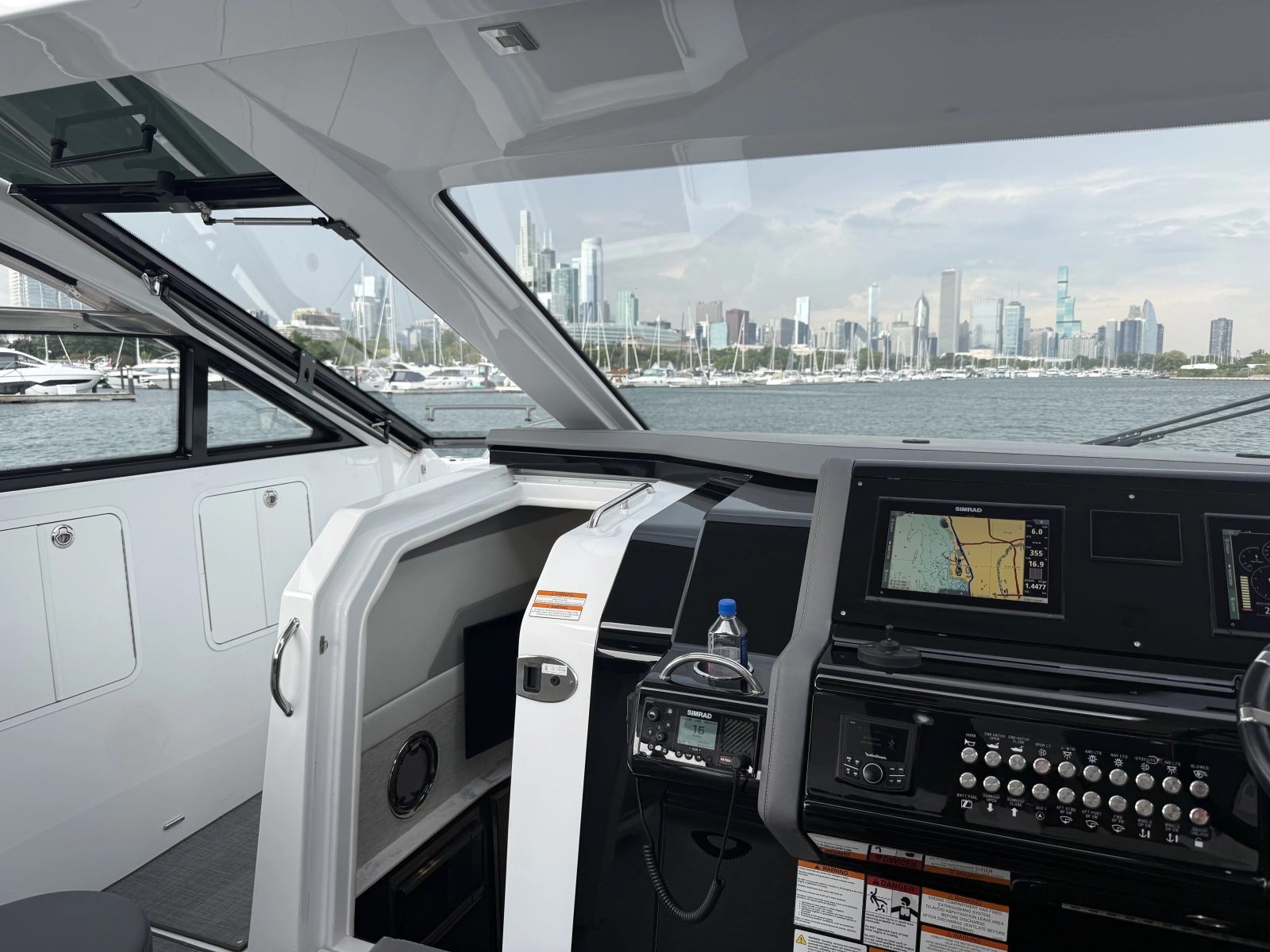 2021 Cruisers Yachts 42 GLS OB