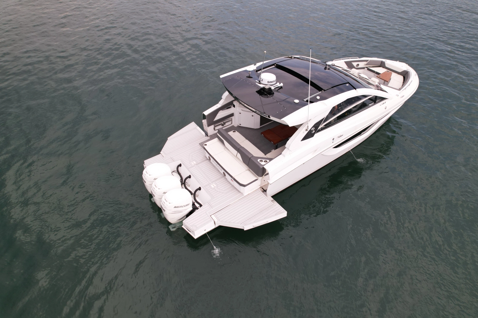 2021 Cruisers Yachts 42 GLS OB