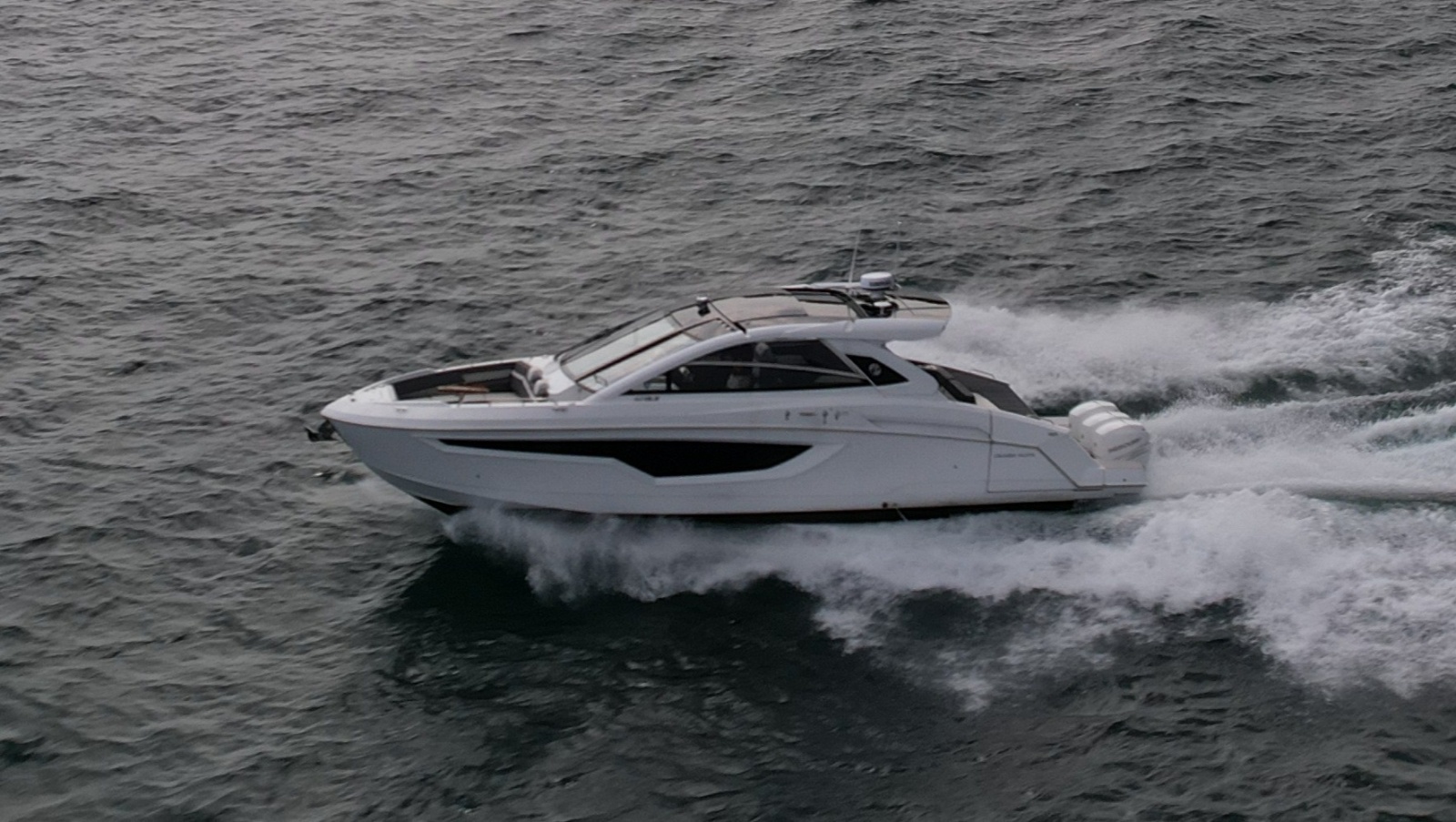 2021 Cruisers Yachts 42 GLS OB