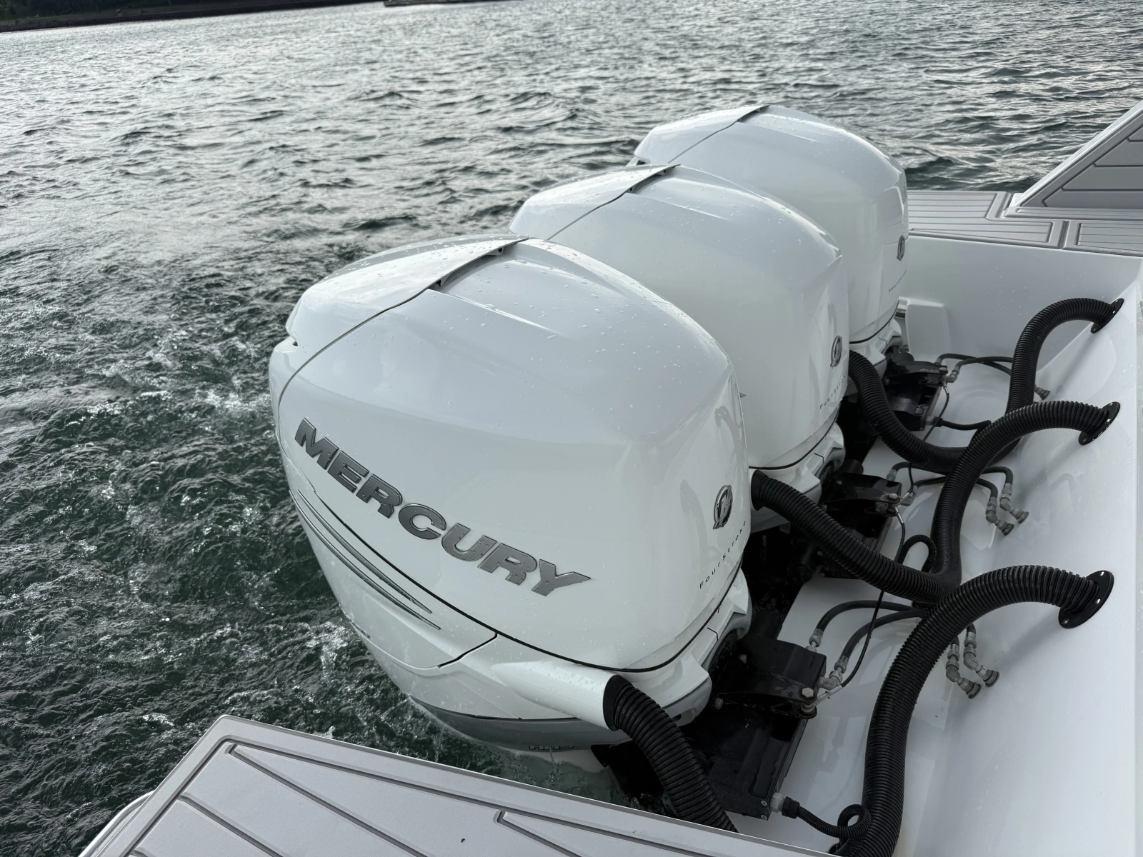 2021 Cruisers Yachts 42 GLS OB