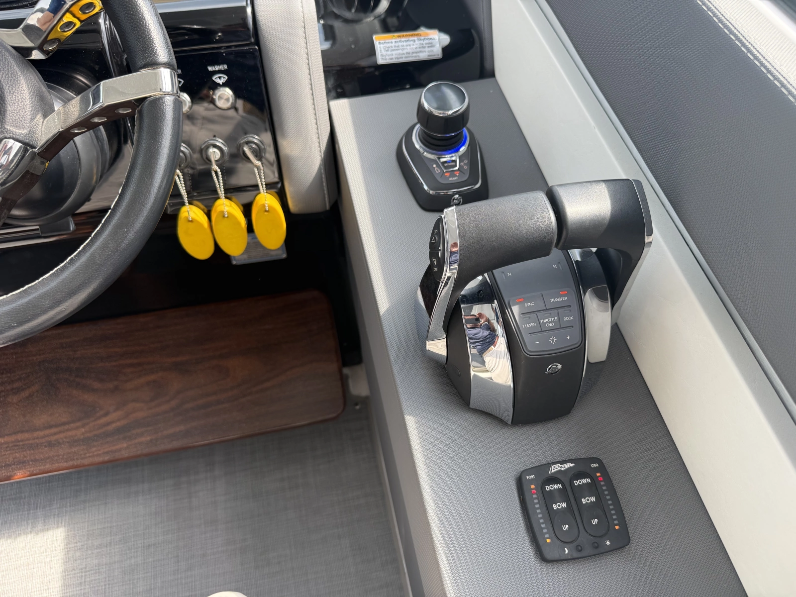 2021 Cruisers Yachts 42 GLS OB