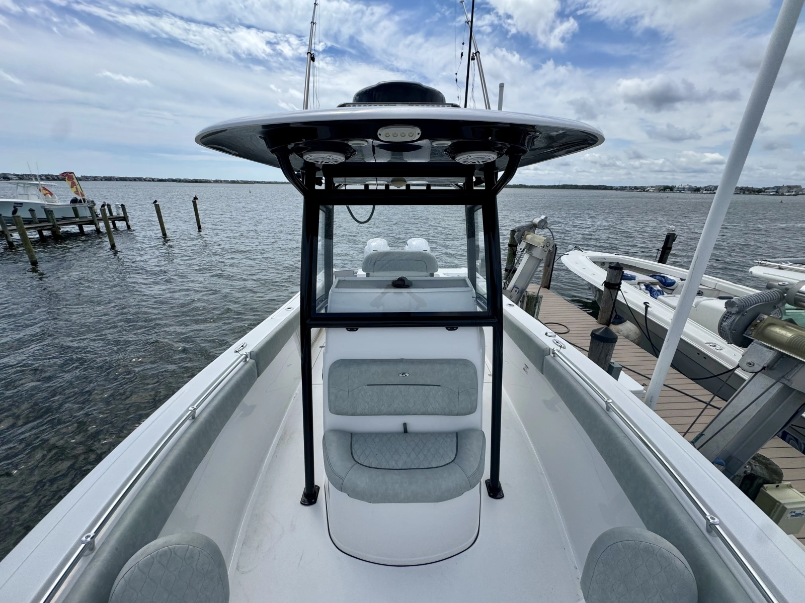 25ft Sportsman Yacht For Sale