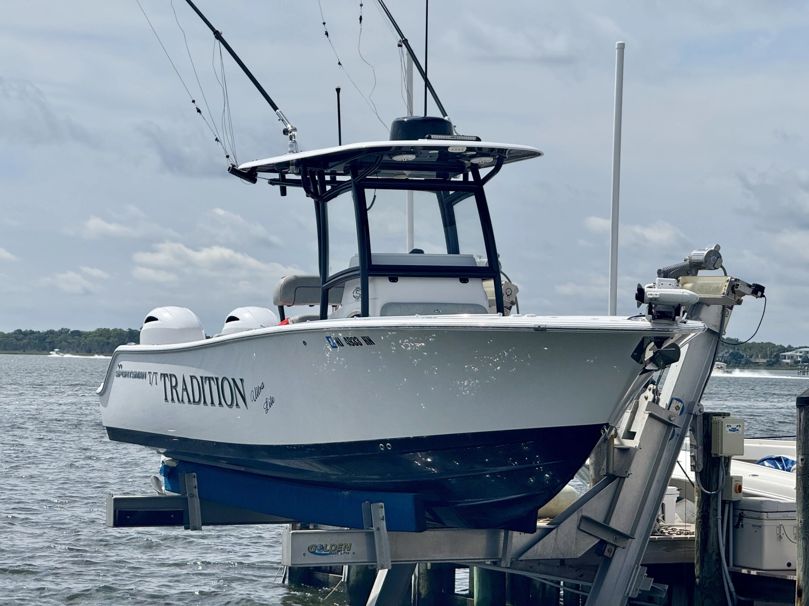 25ft Sportsman Yacht For Sale