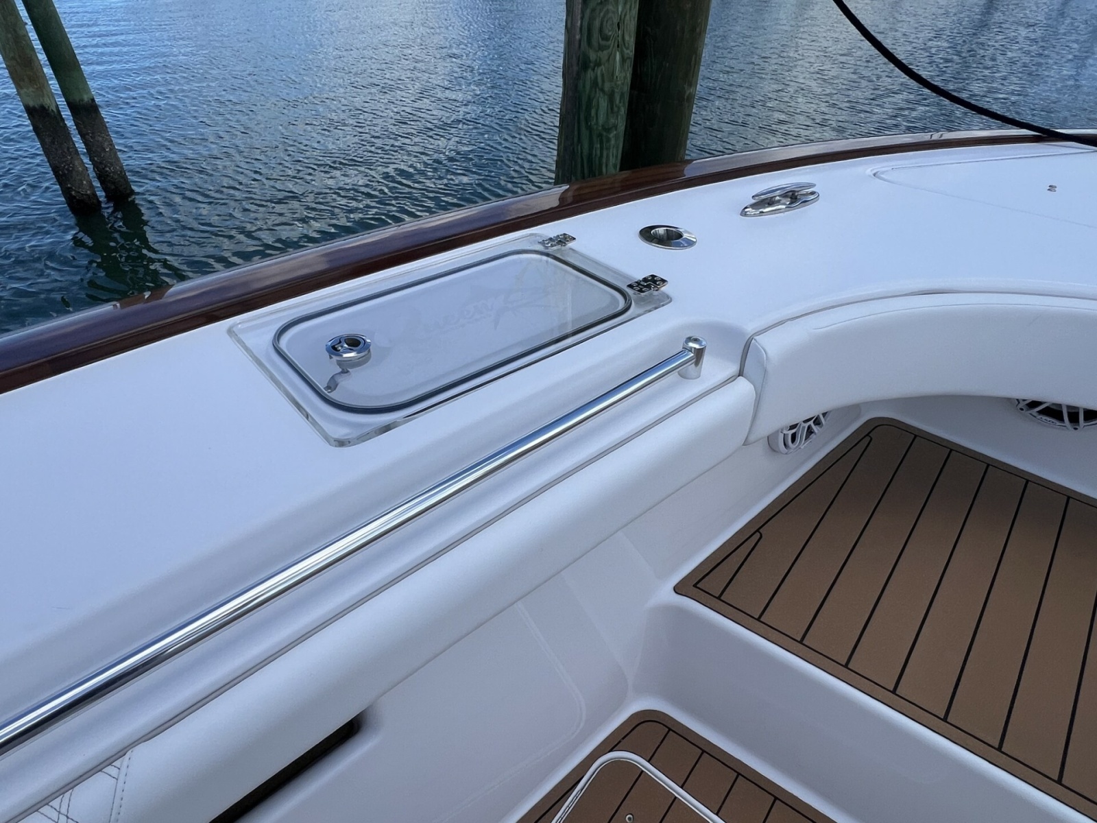 Queen/Smith Custom 53 - Bow