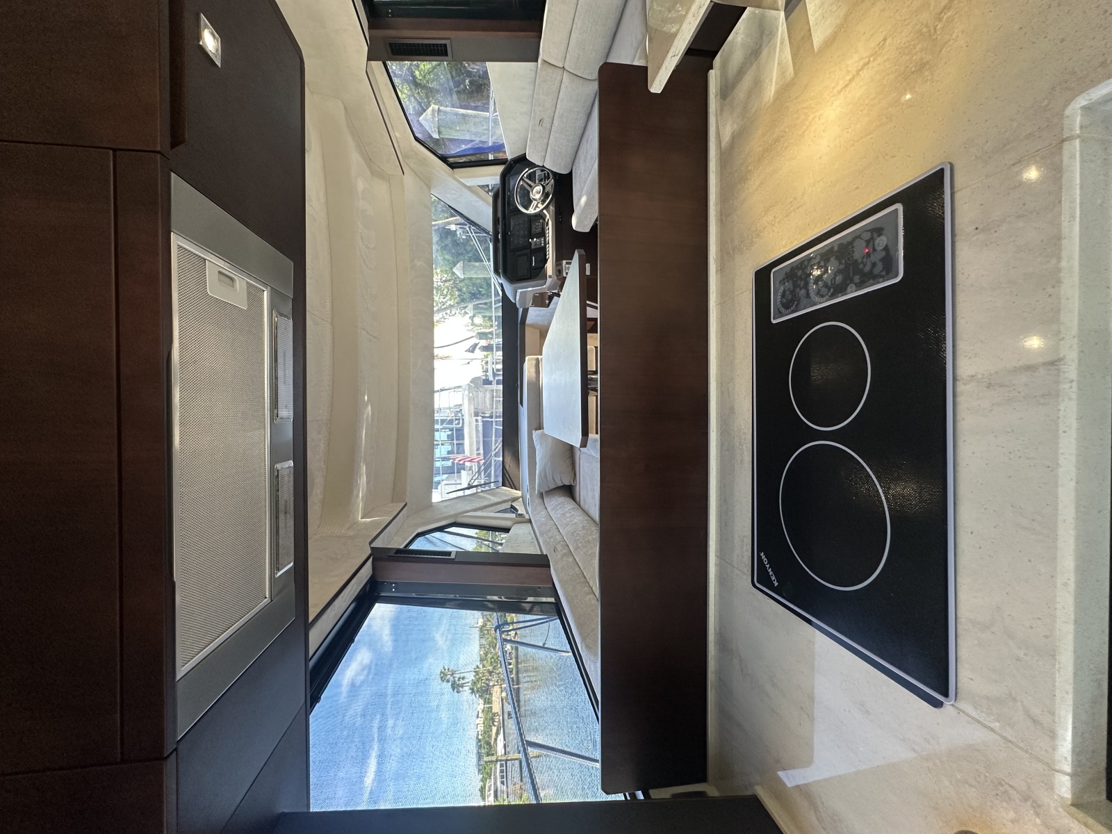 2021 Galeon 500 FLY