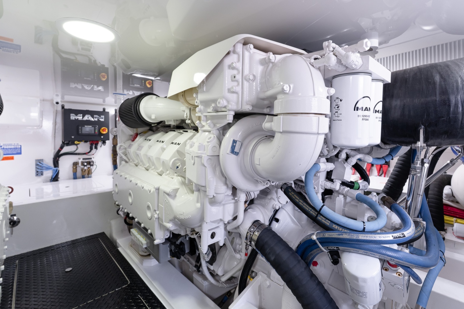 2022 Viking 48C