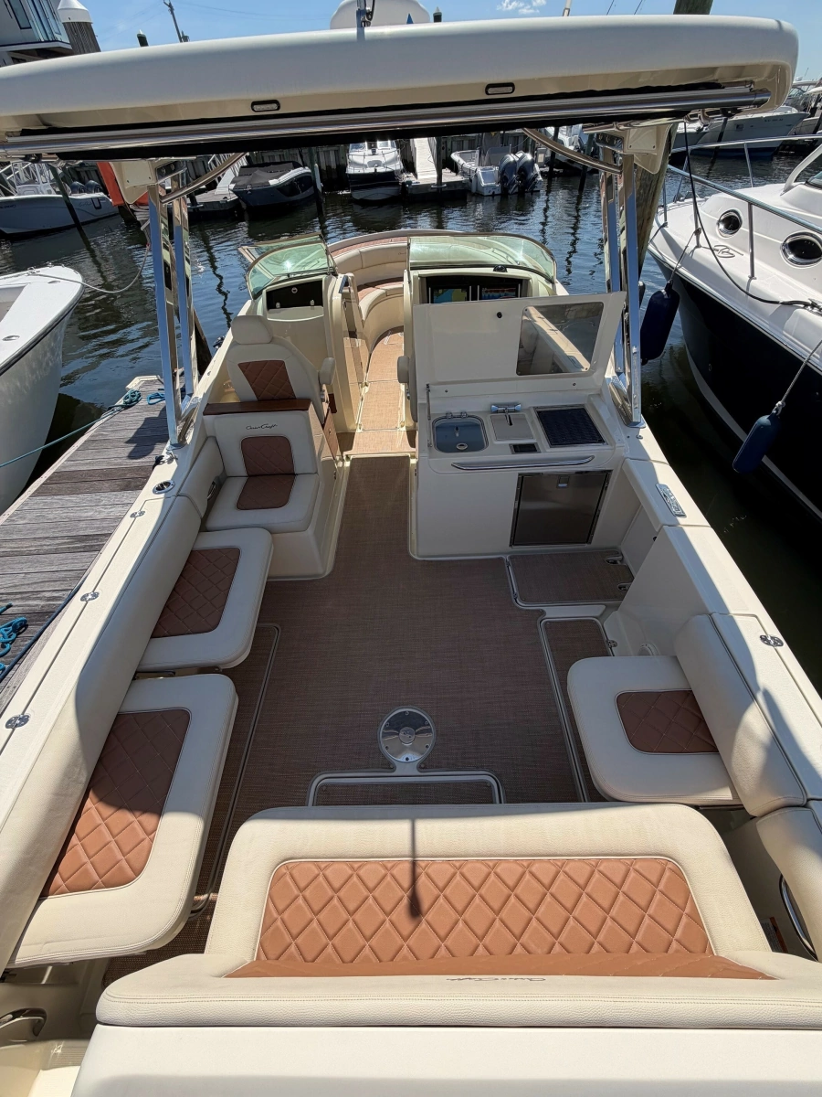 2018 Chris-Craft Calypso 30