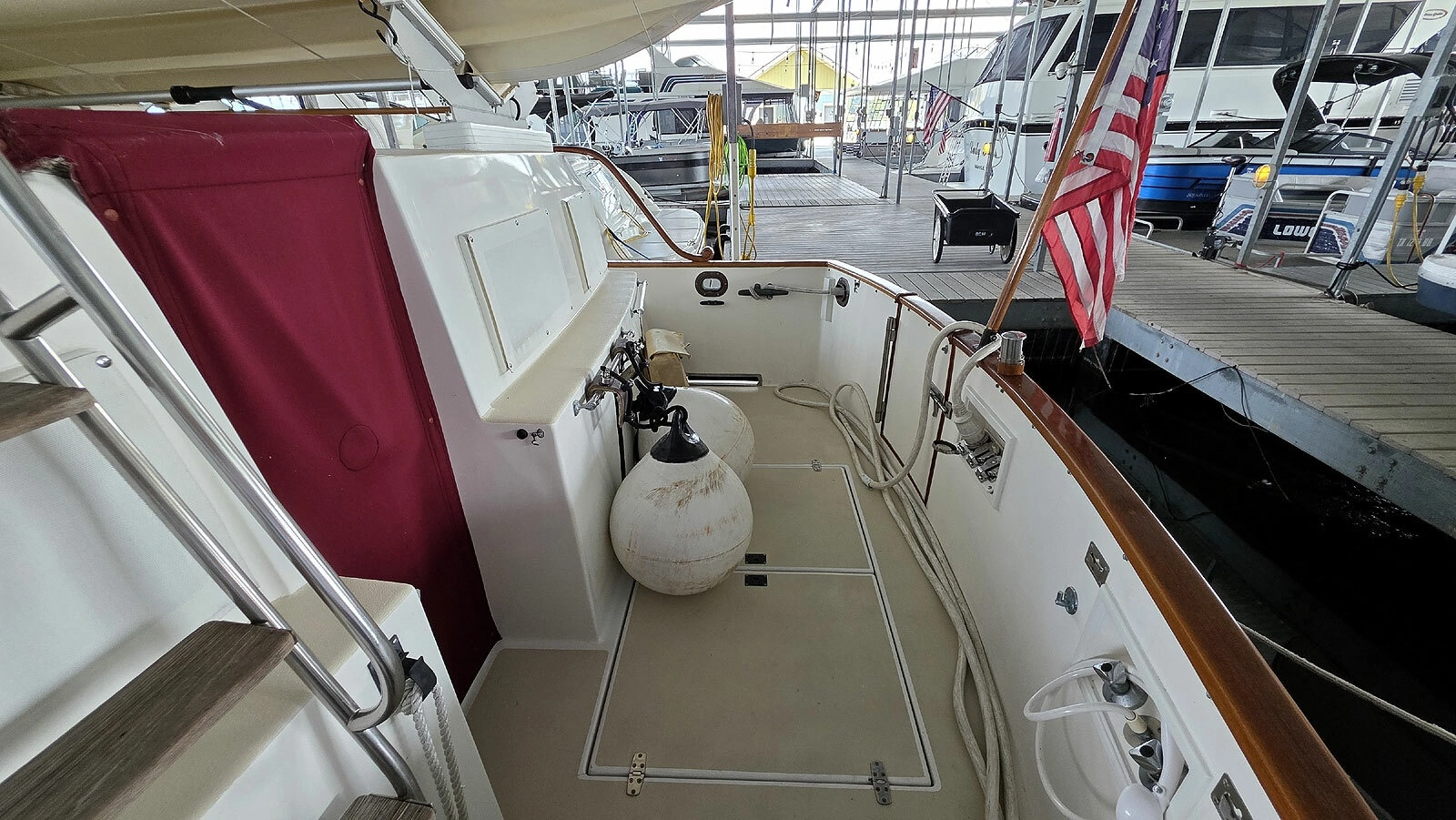 Cockpit Starboard