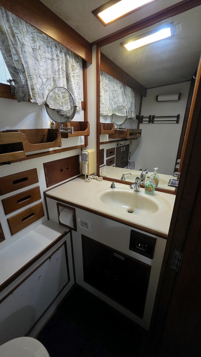 Owners Ensuite Head Vanity