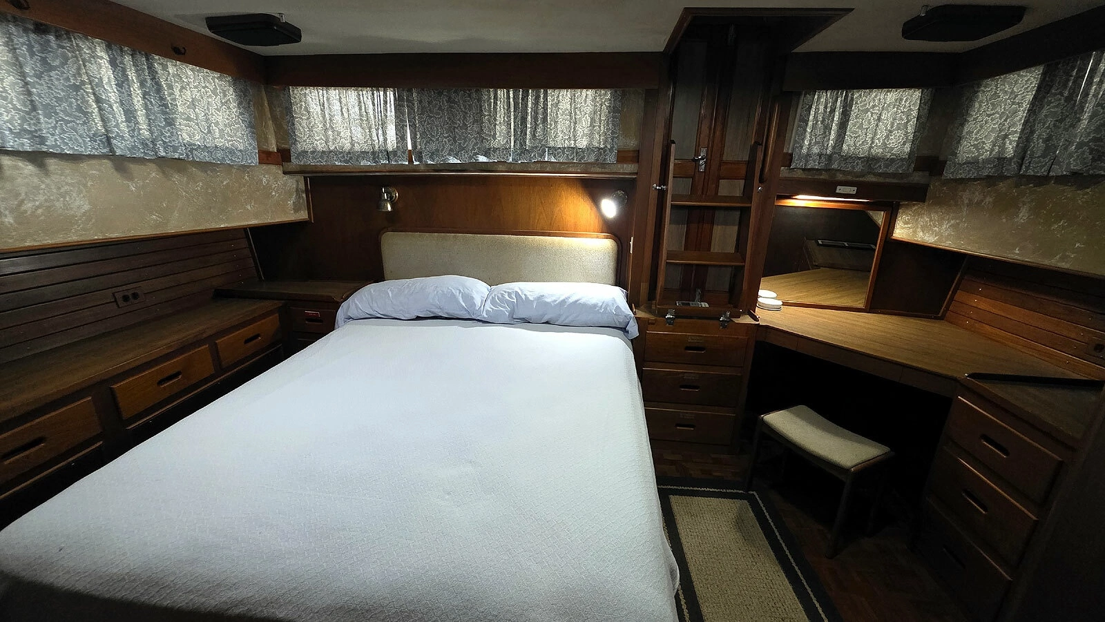 Owners Stateroom Aft