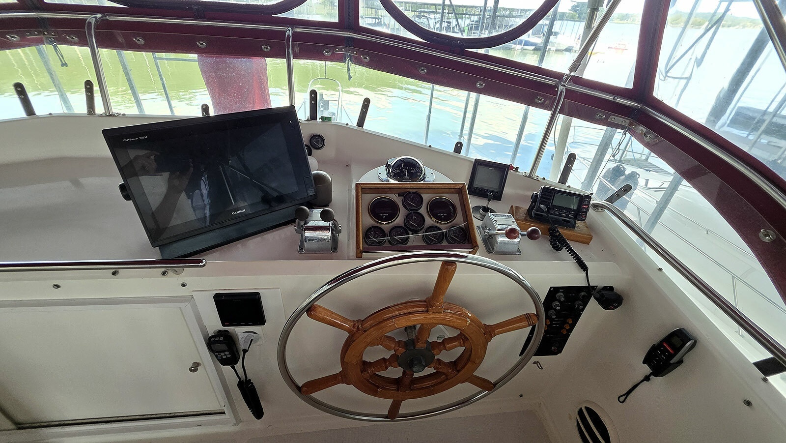 Flybridge Helm