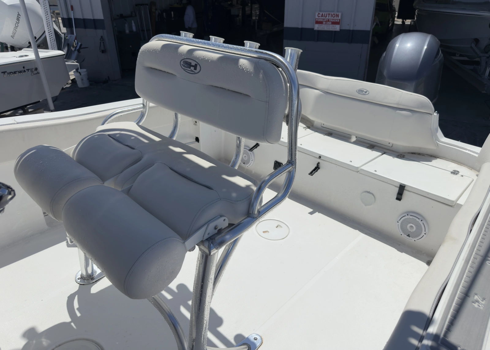 23ft Sea Hunt Yacht For Sale