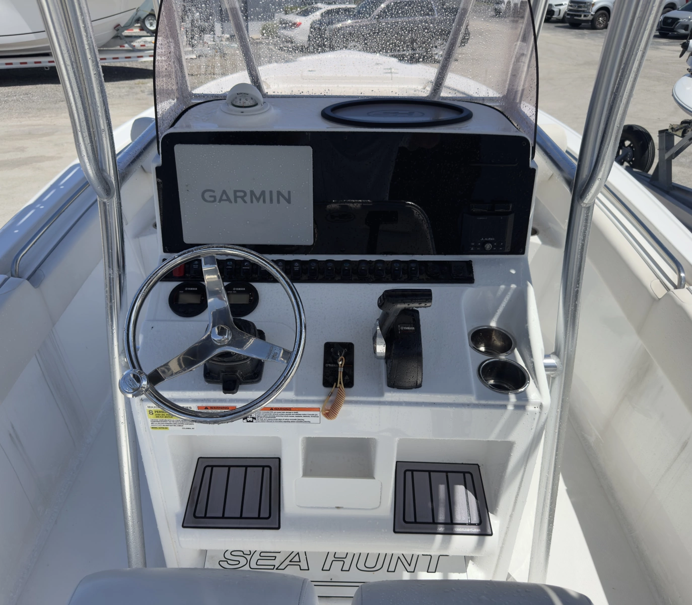 23ft Sea Hunt Yacht For Sale