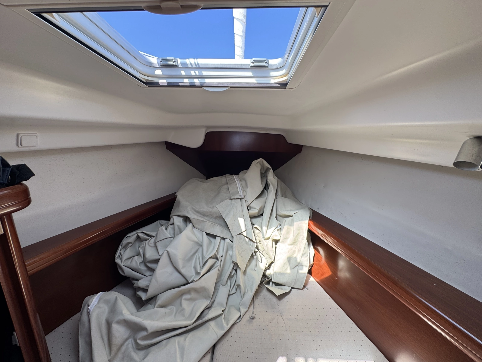 2004 Beneteau 