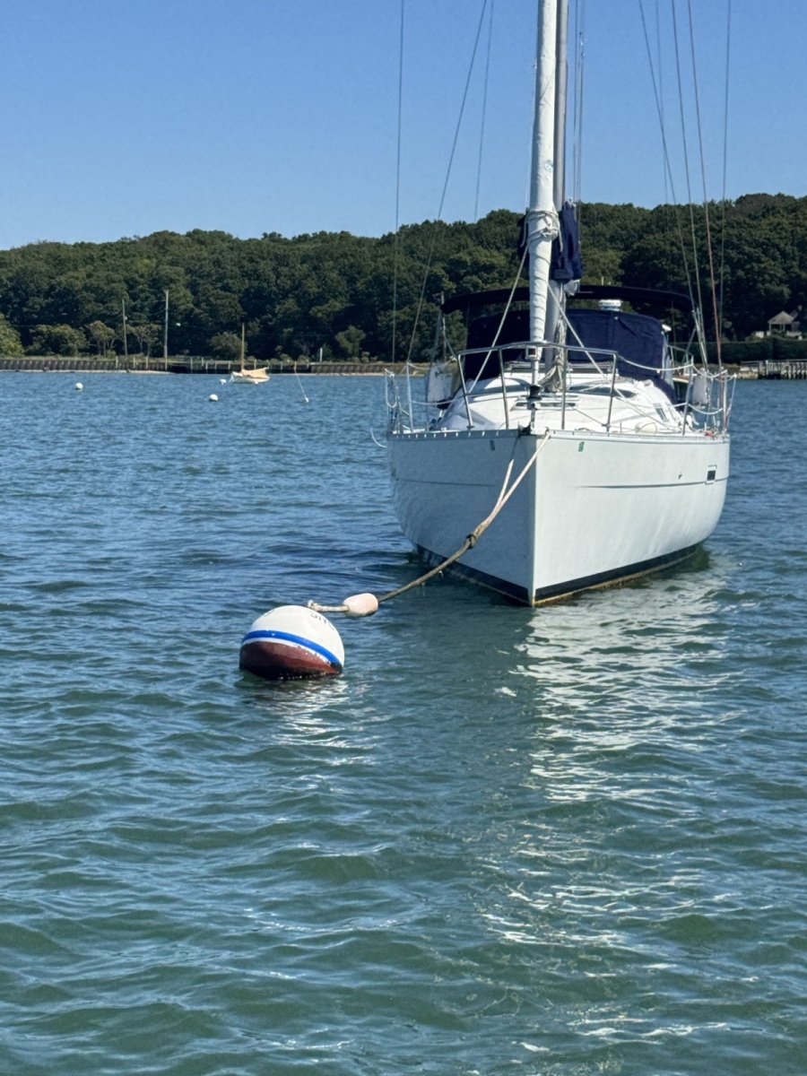 2004 Beneteau 