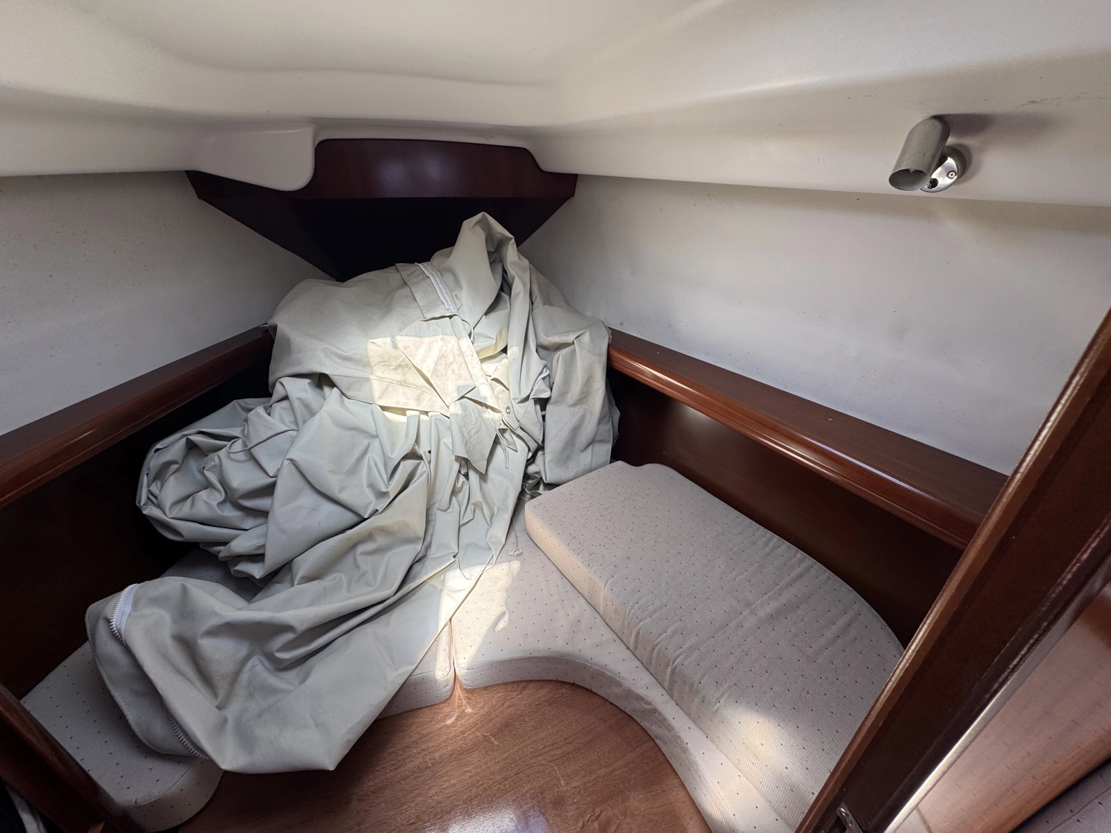 2004 Beneteau 