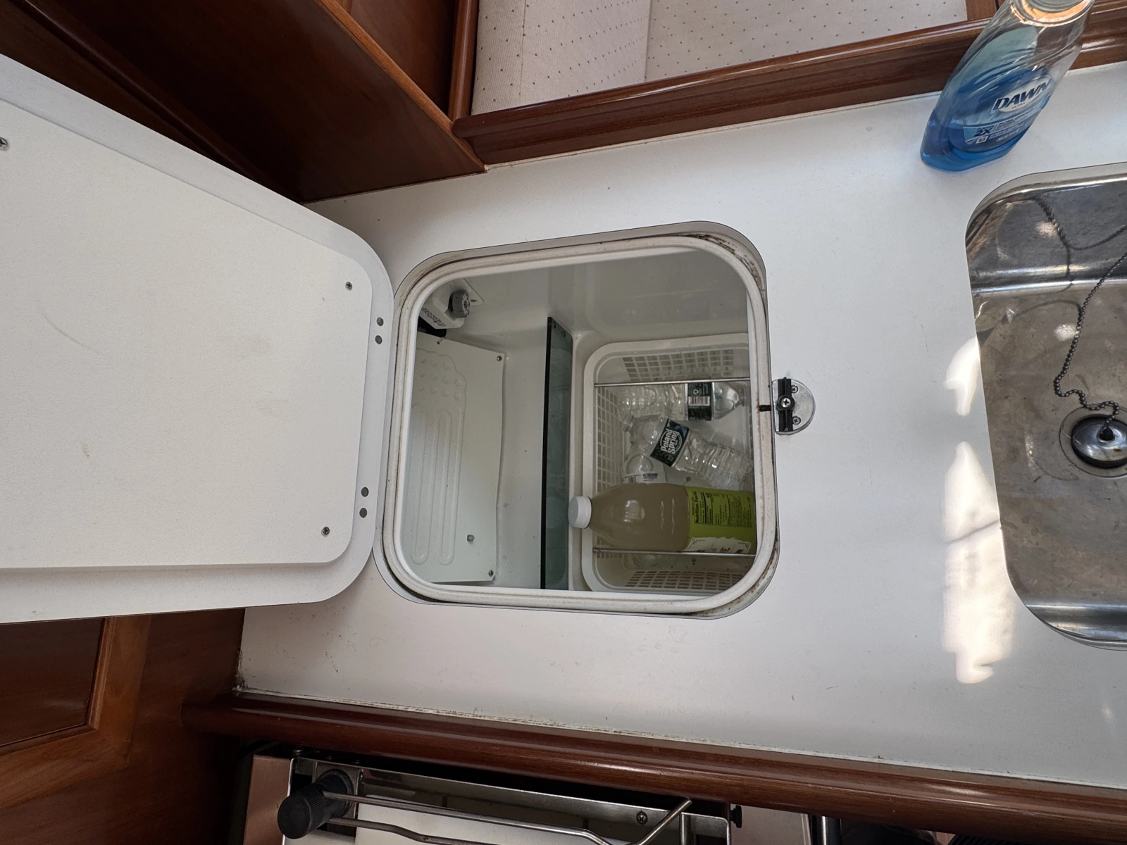 2004 Beneteau 