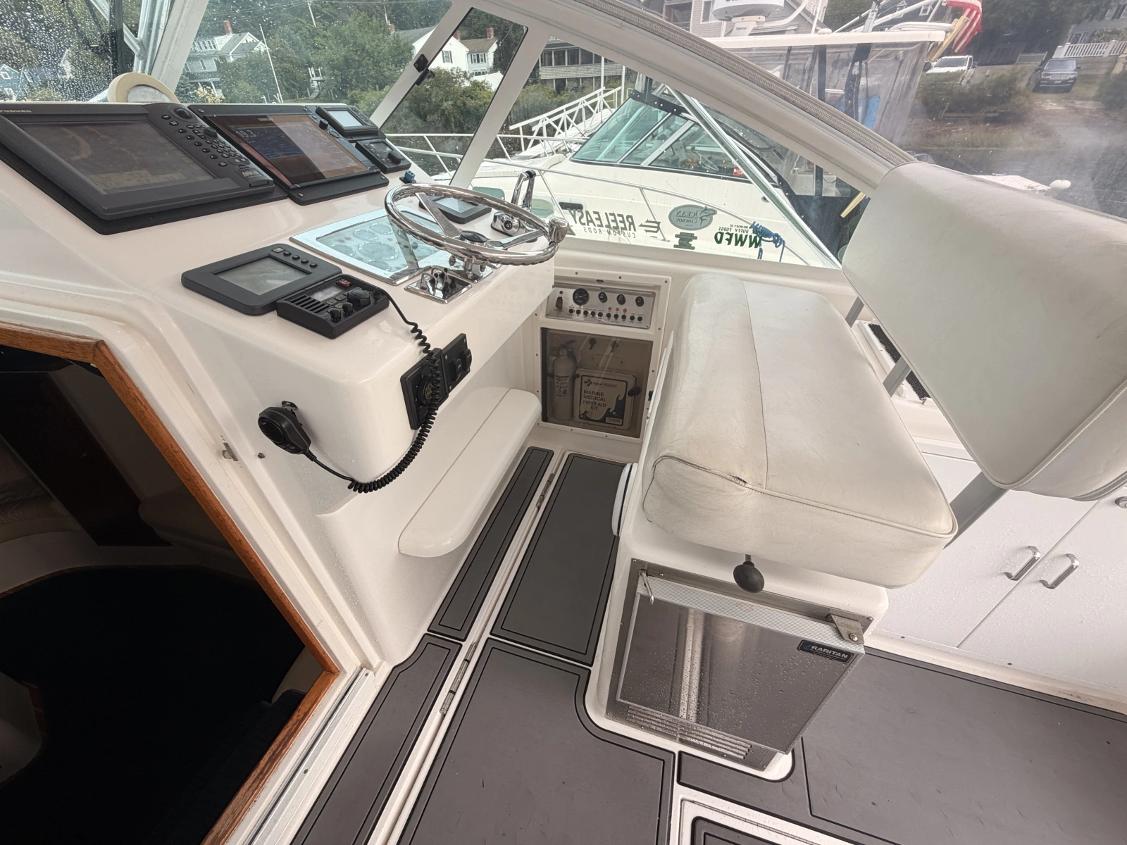 2003 Cabo 35 Express