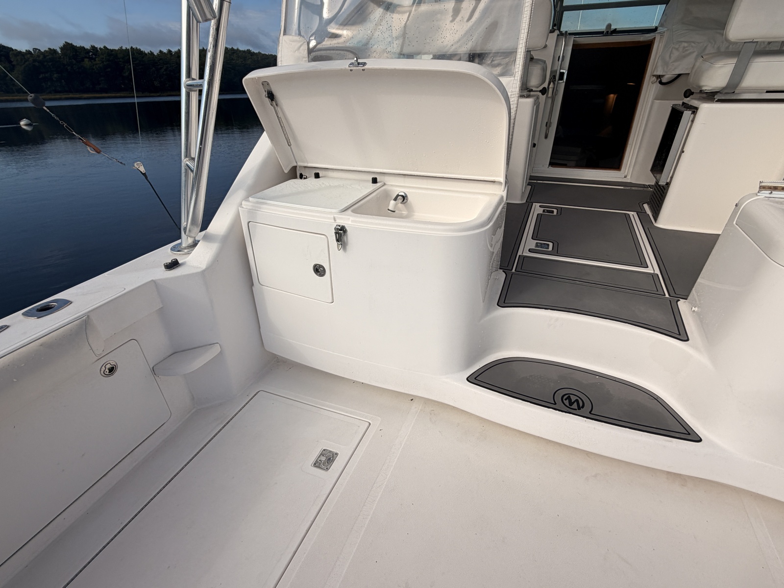 2003 Cabo 35 Express