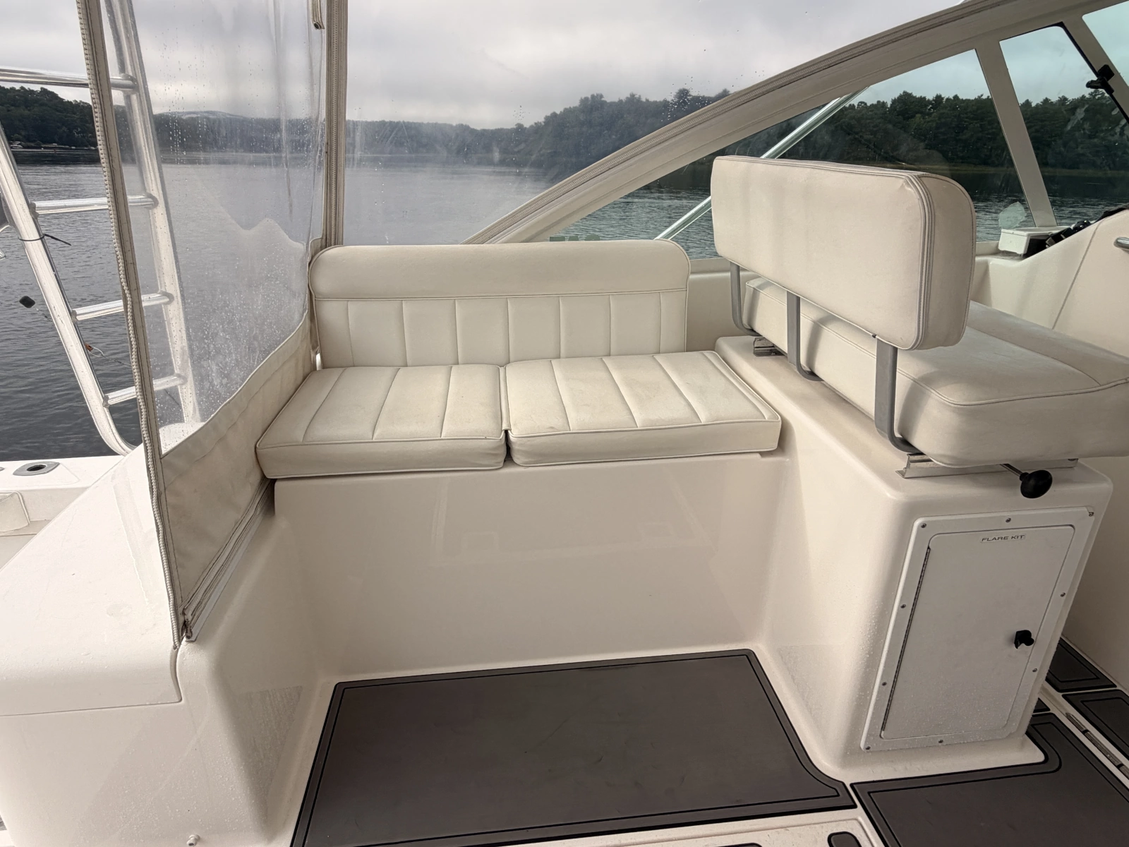 2003 Cabo 35 Express