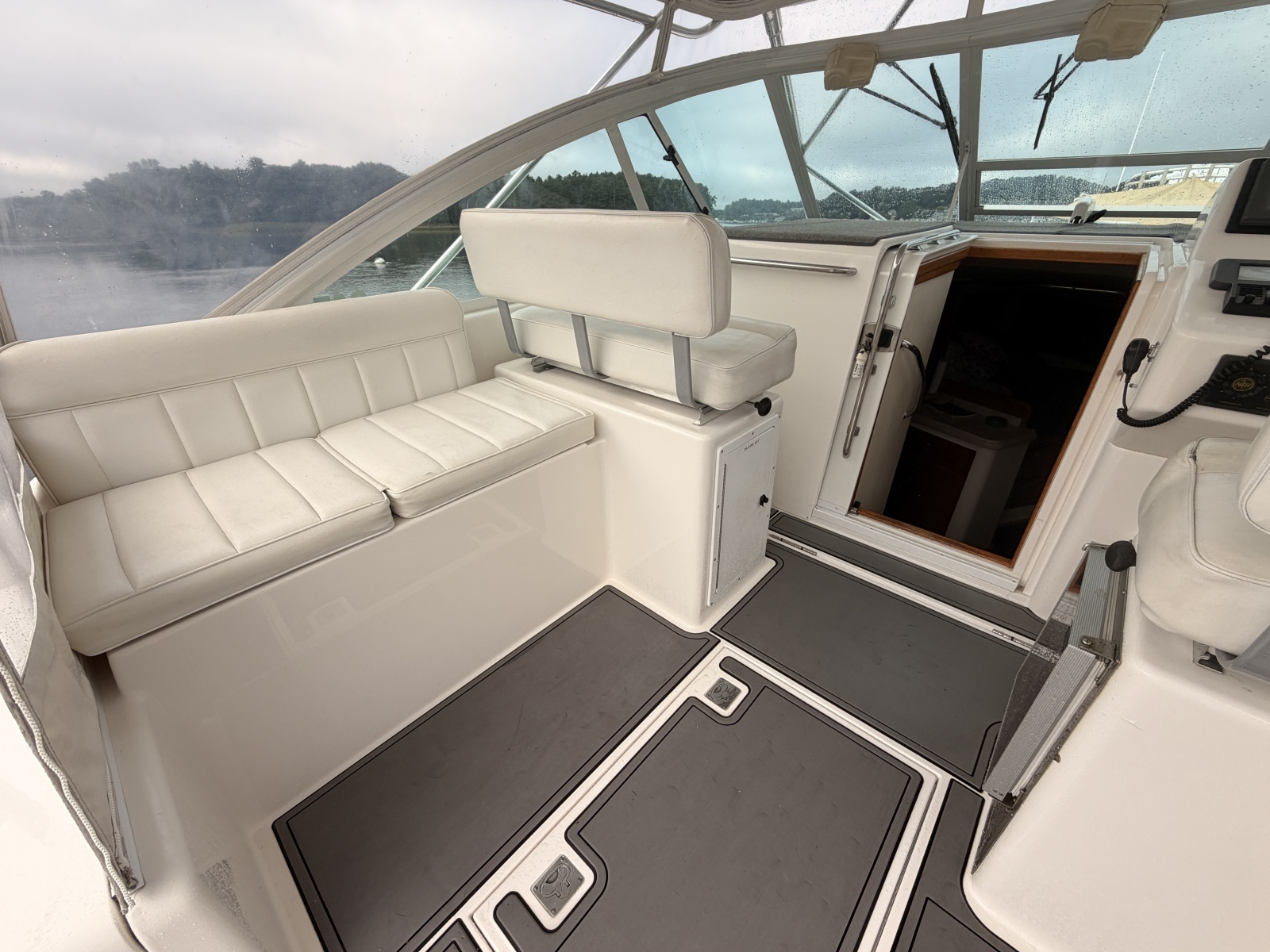 2003 Cabo 35 Express