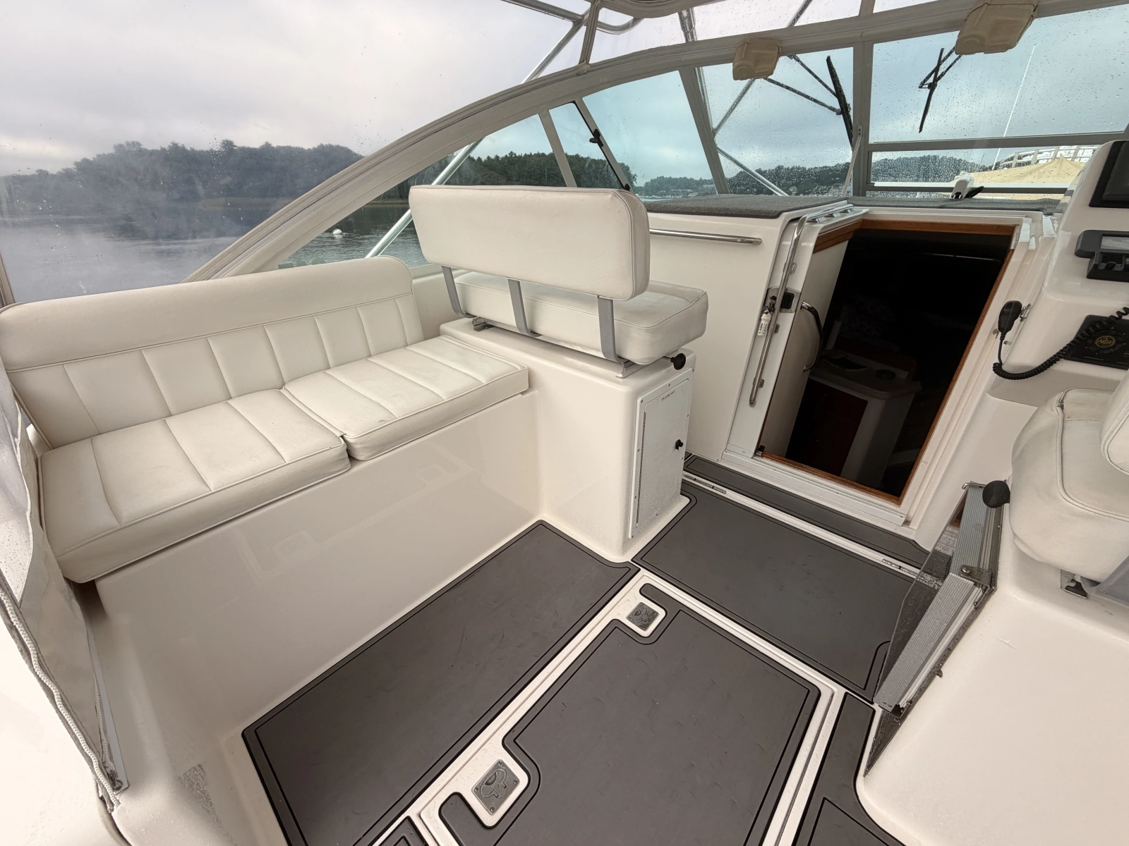 2003 Cabo 35 Express