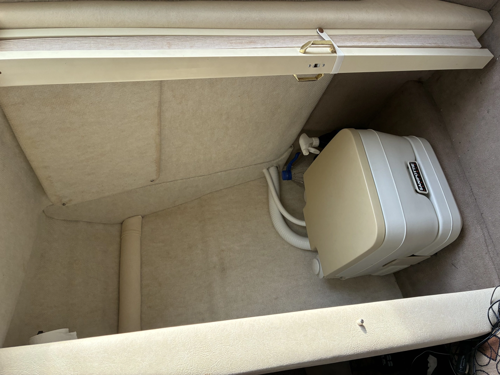22ft Sea Ray Yacht For Sale