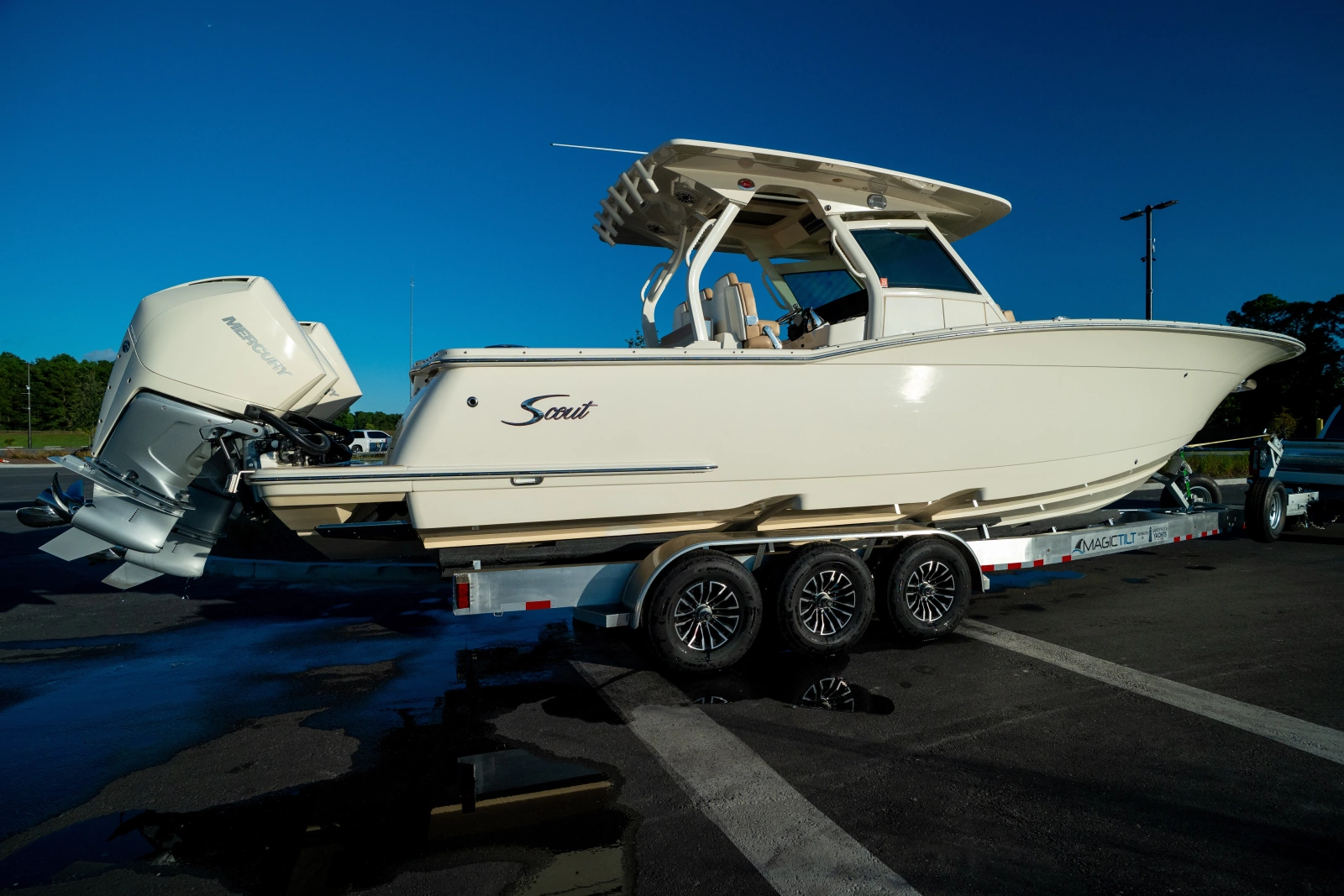 2019 Scout 355 LXF