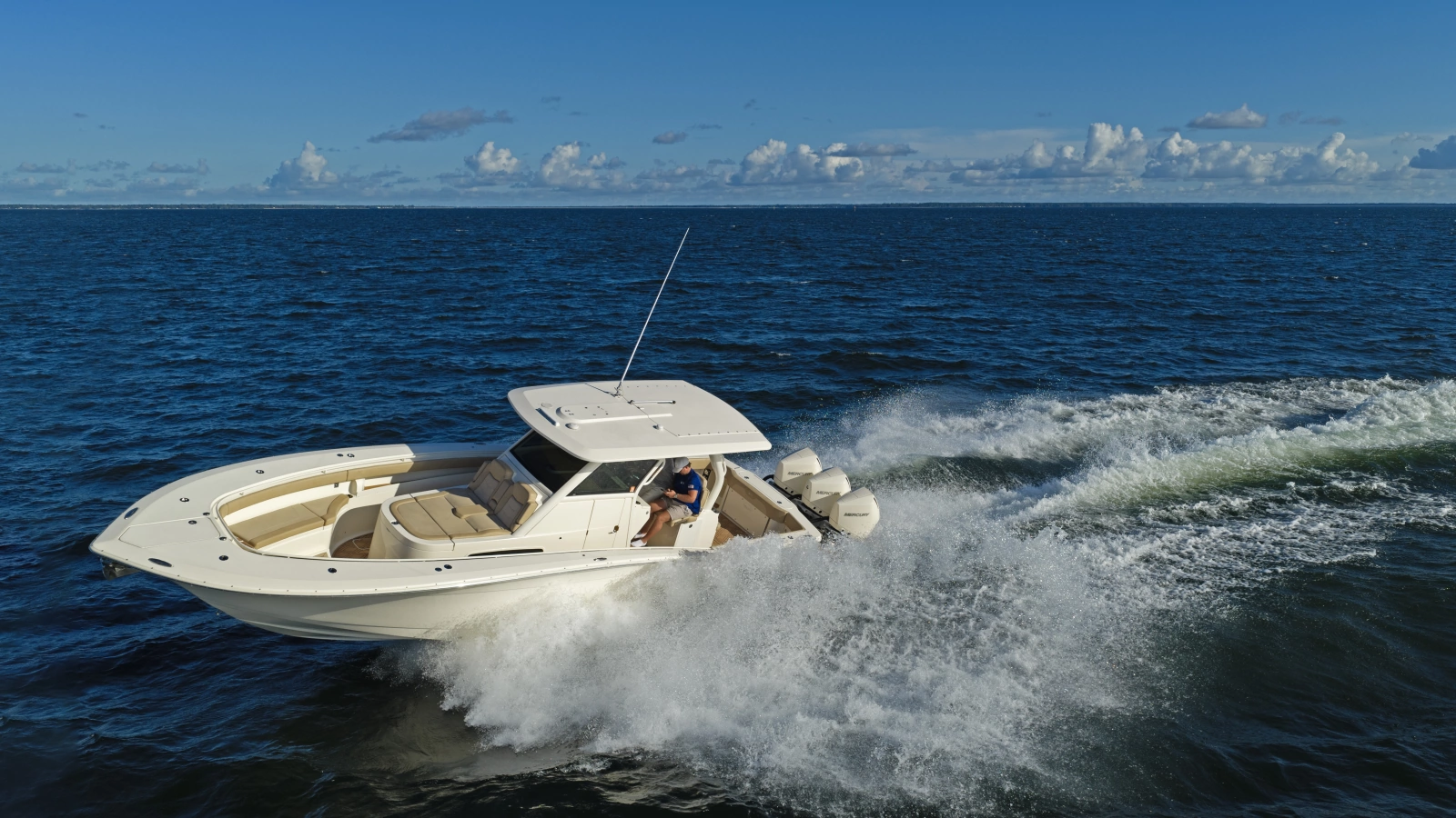 2019 Scout 355 LXF