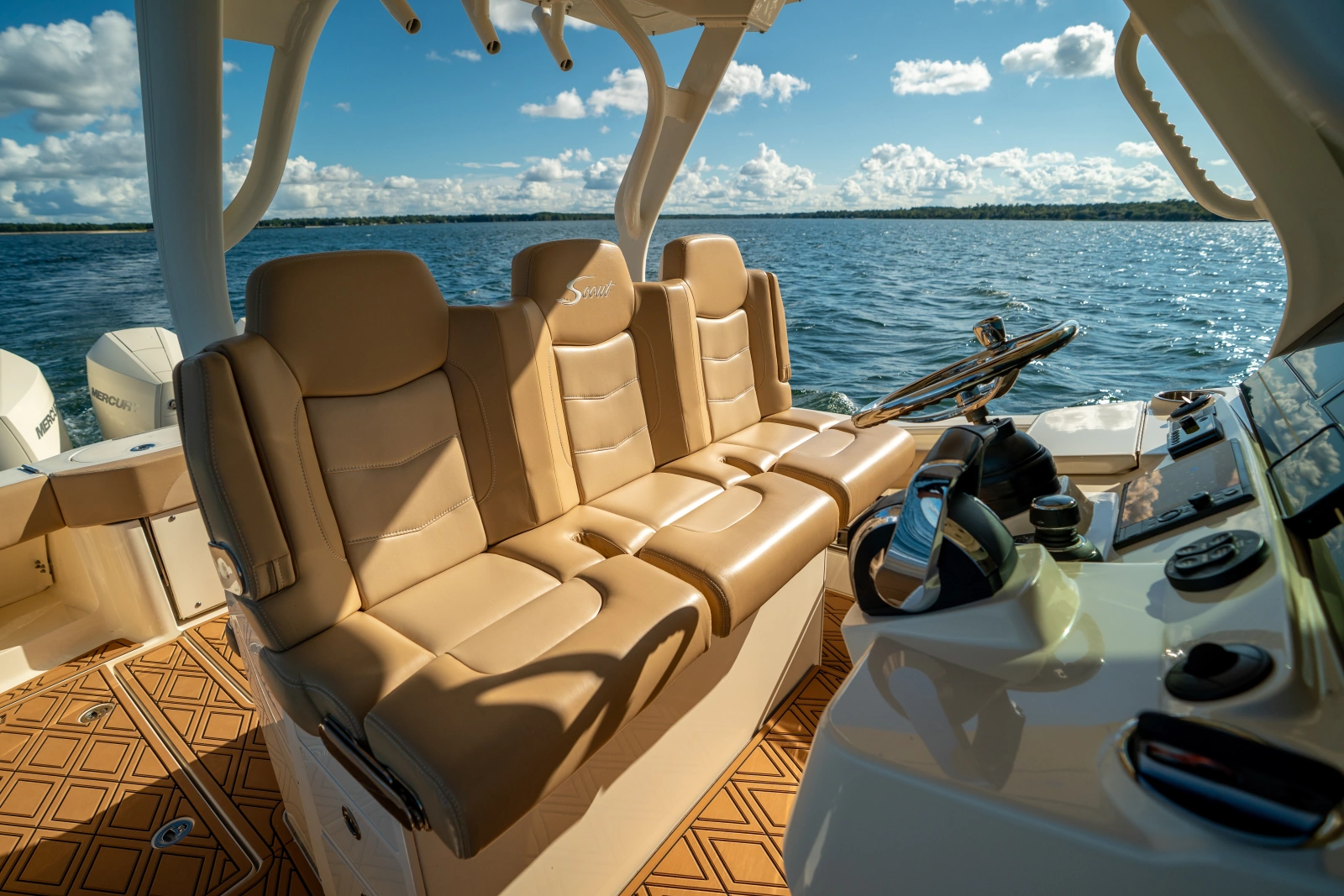 2019 Scout 355 LXF