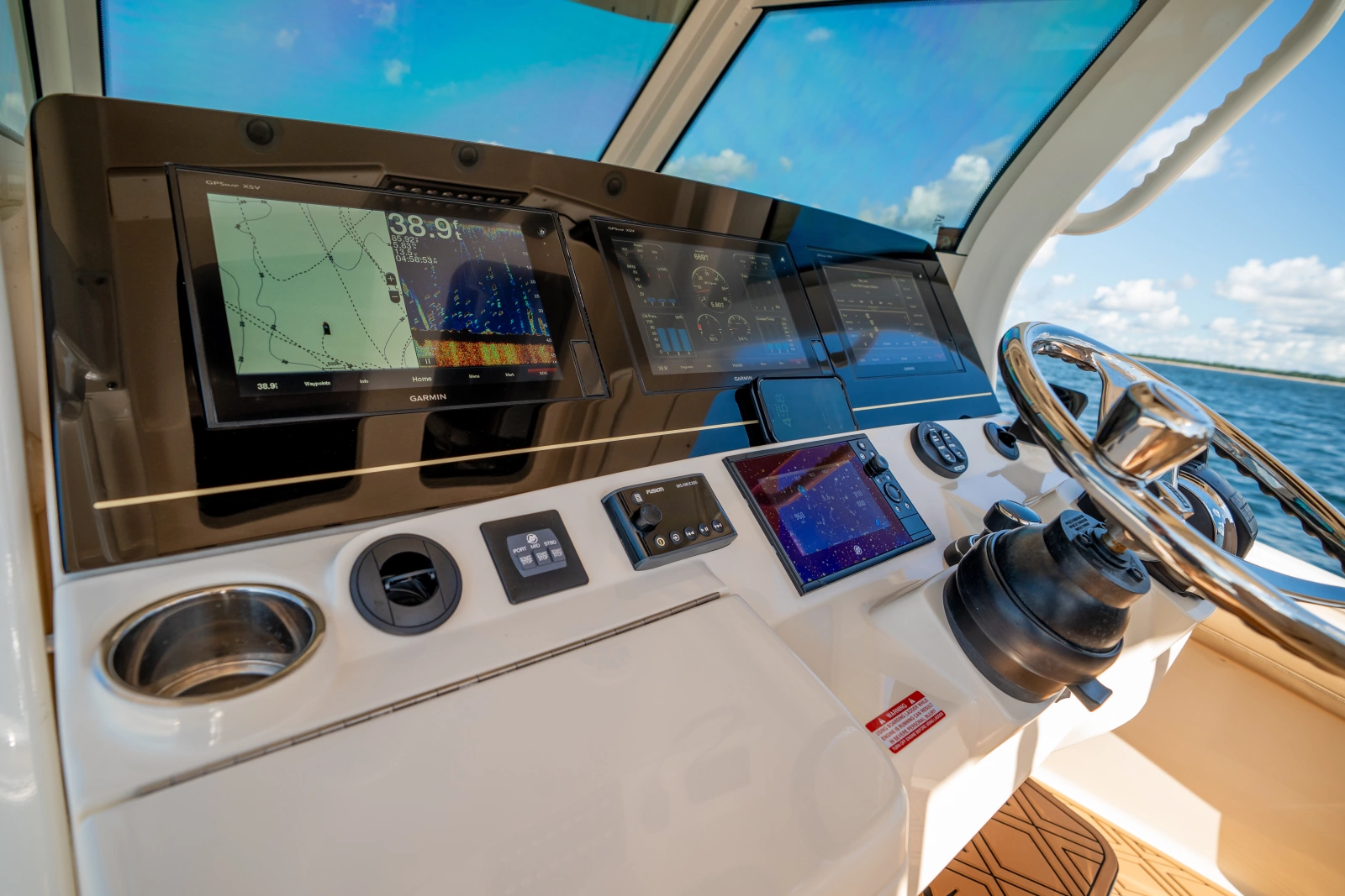 2019 Scout 355 LXF
