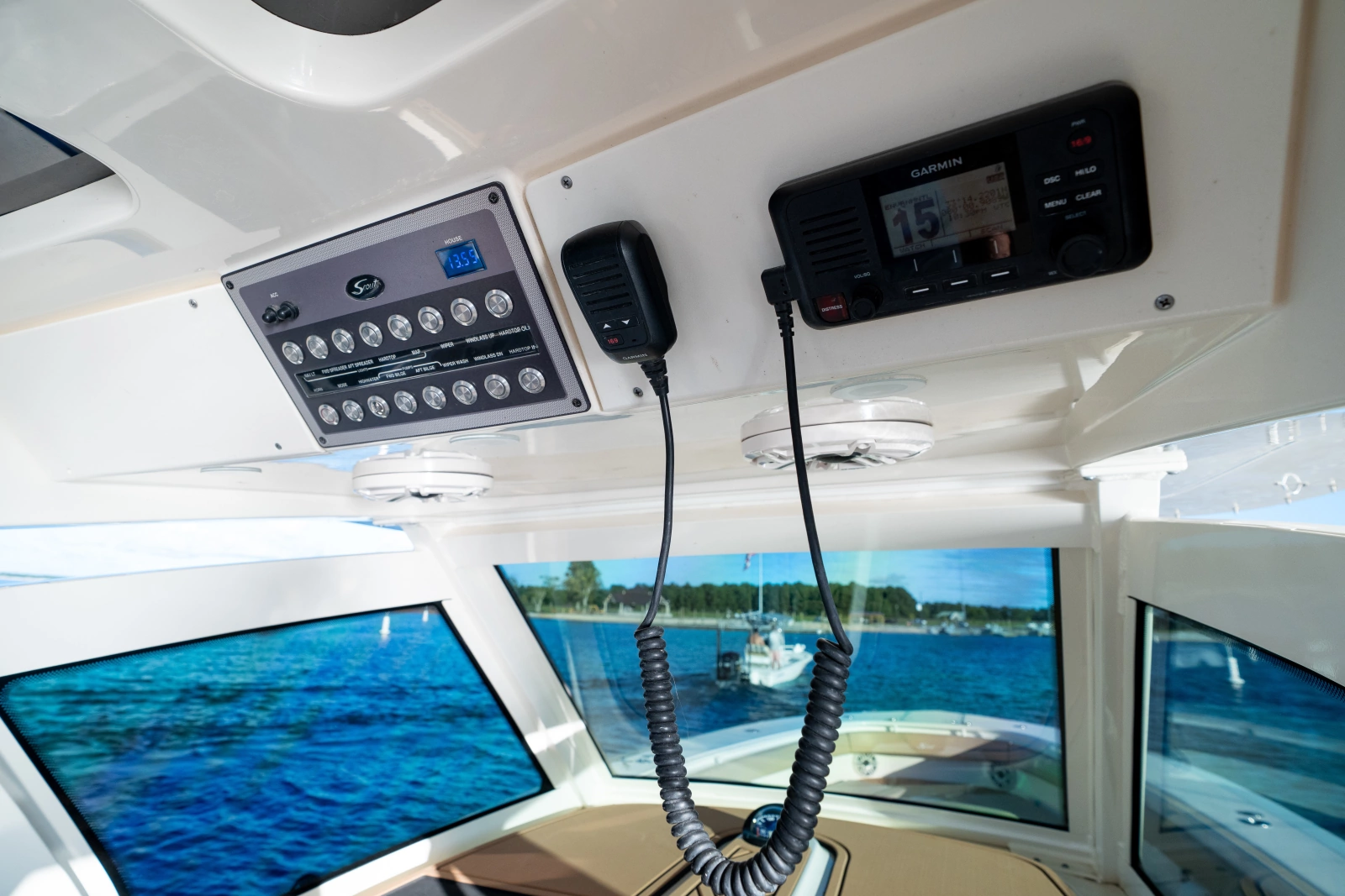 2019 Scout 355 LXF