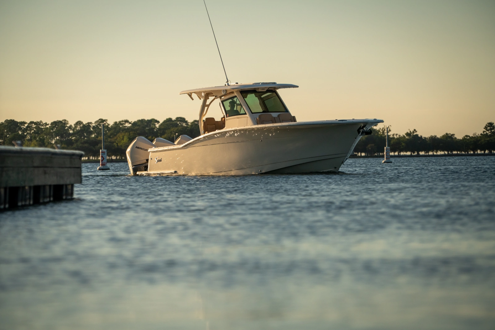 2019 Scout 355 LXF