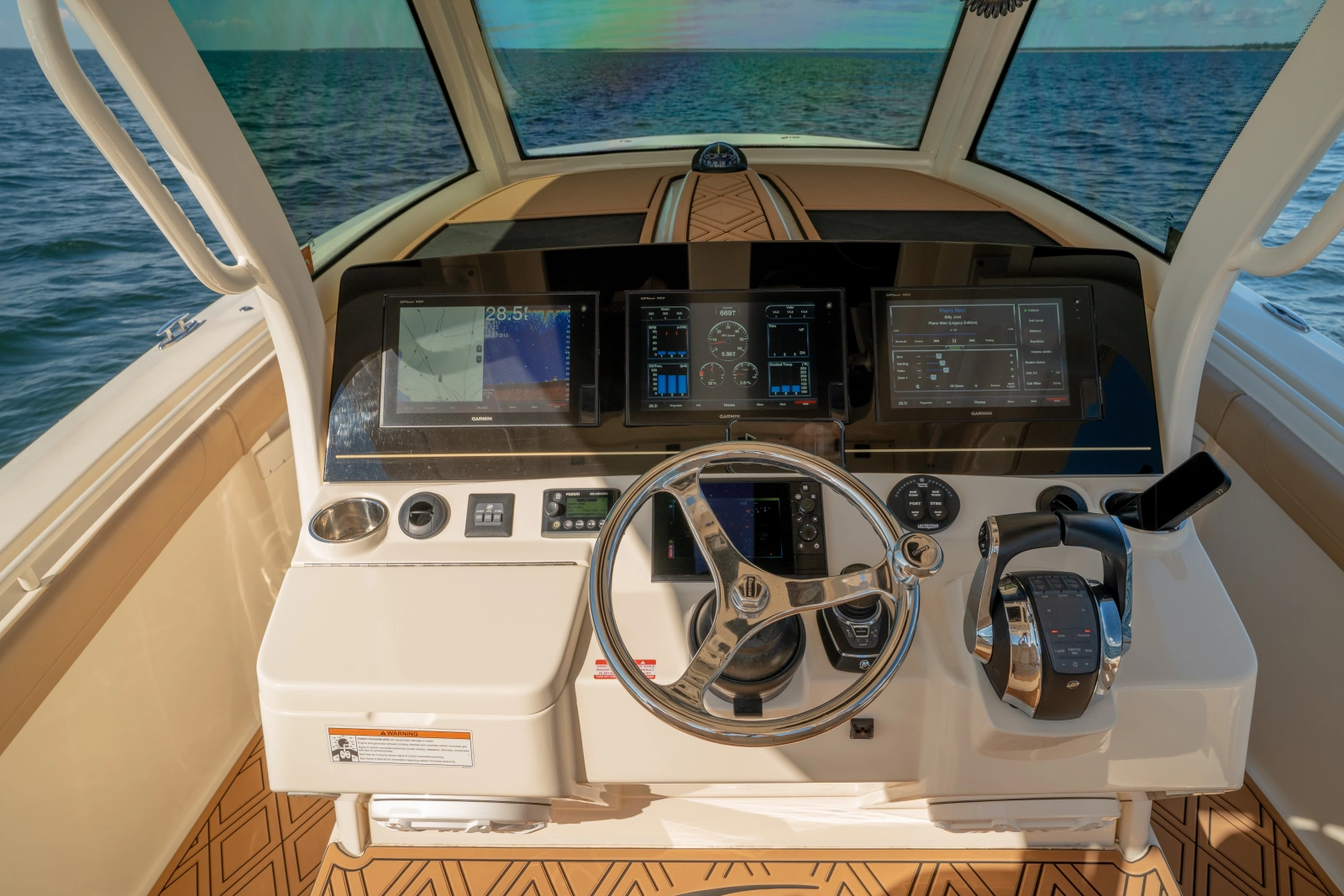 2019 Scout 355 LXF