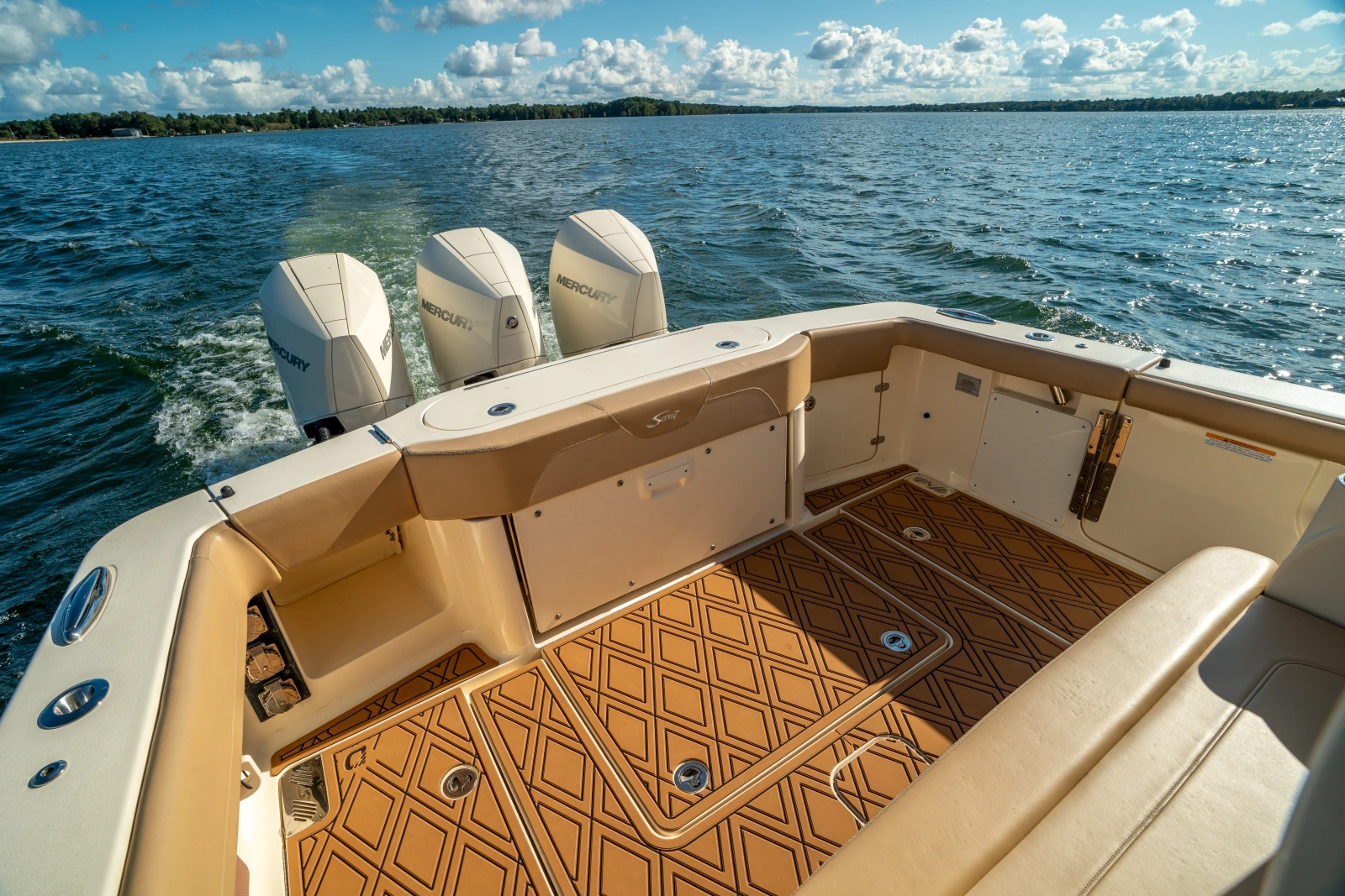 2019 Scout 355 LXF