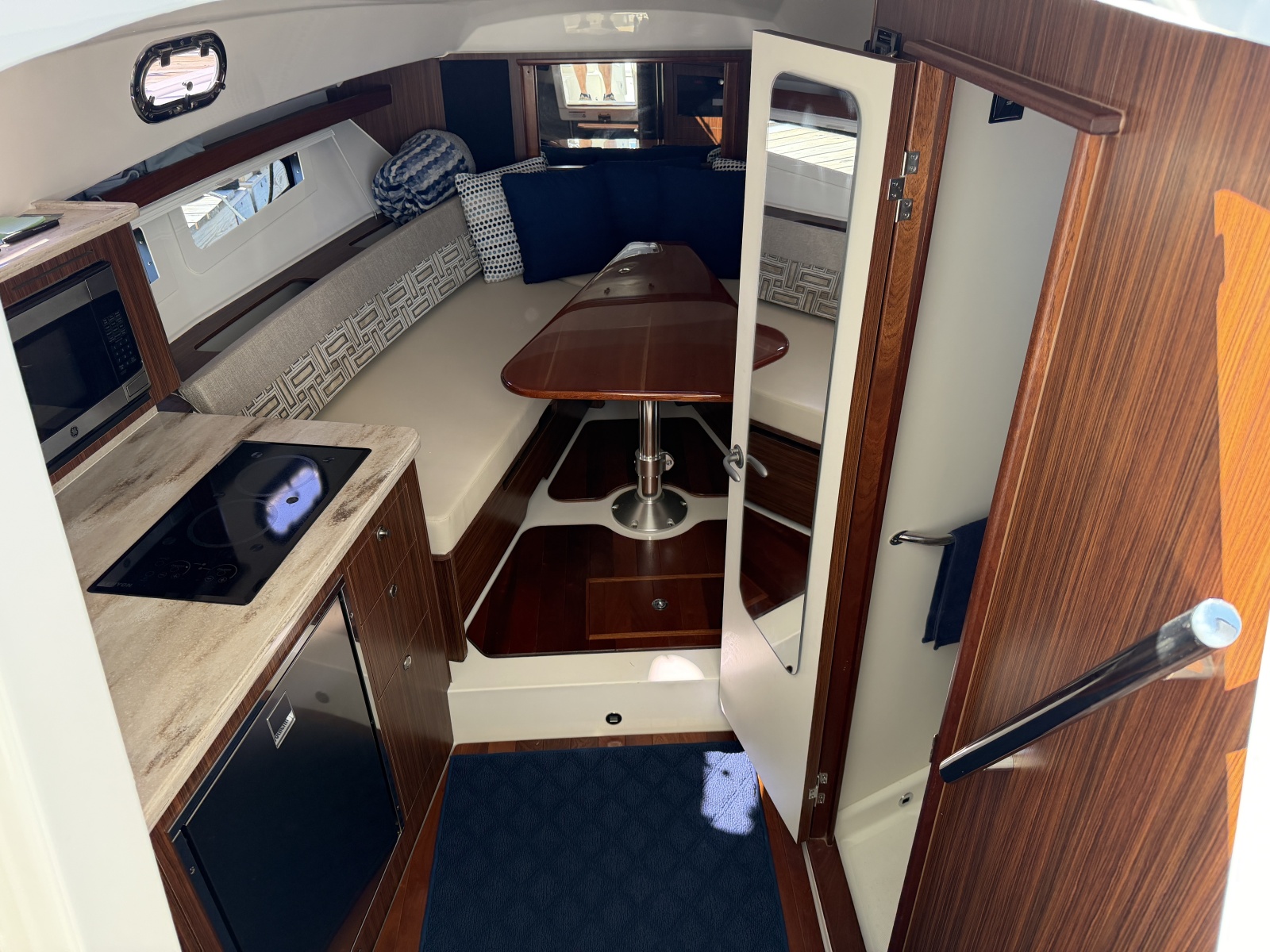 2023 Pursuit OS 355 Offshore