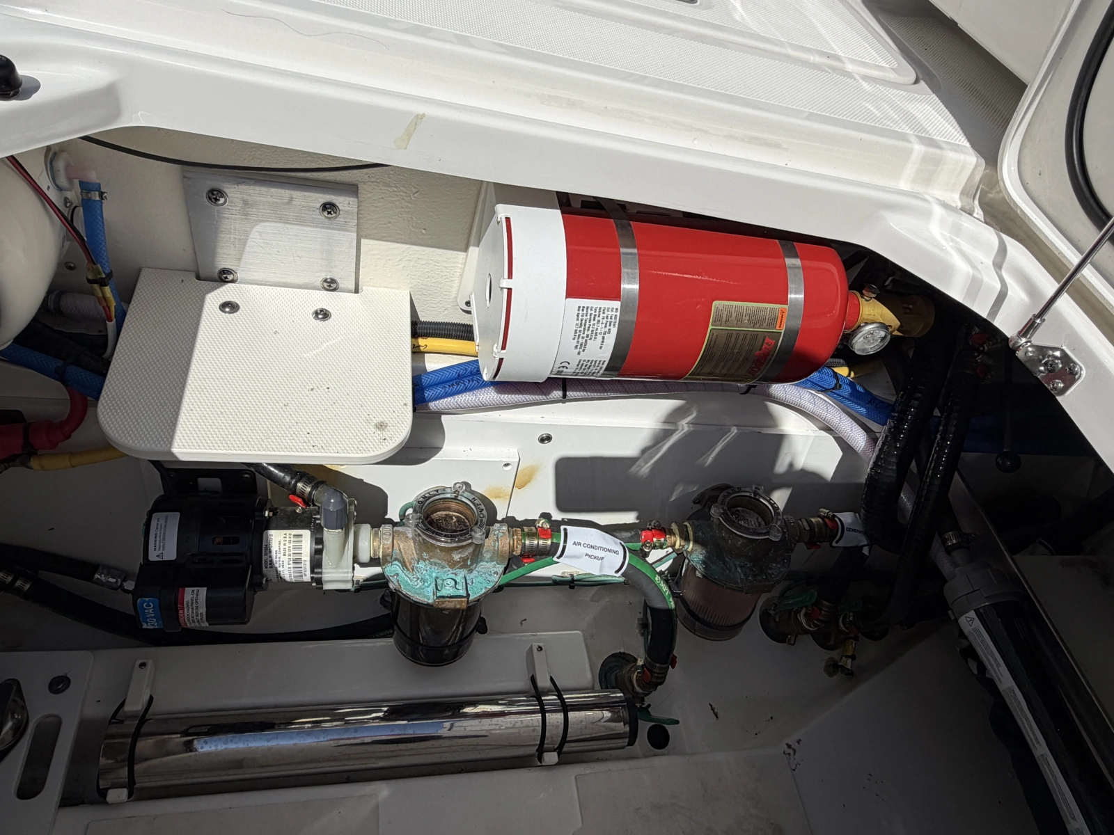 2023 Pursuit OS 355 Offshore
