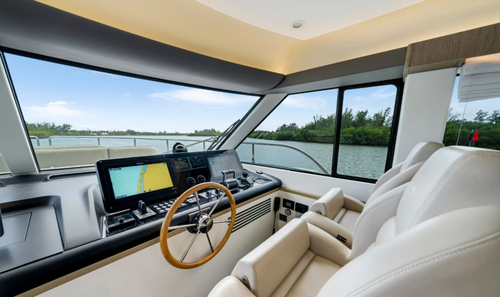 2024 Azimut Magellano 60