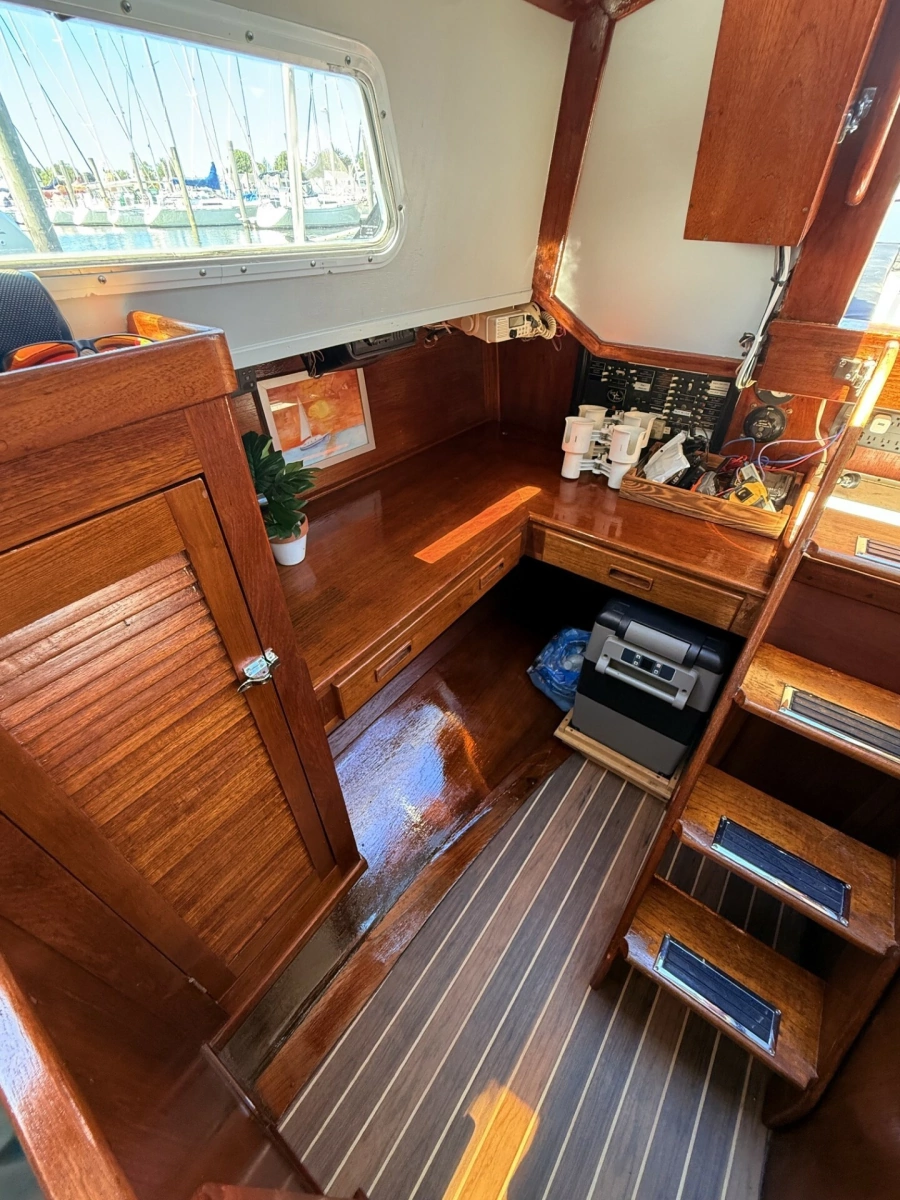 1977 Gulfstar 