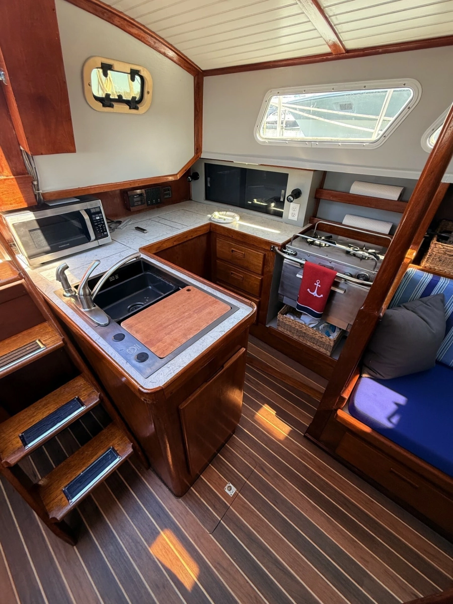 1977 Gulfstar 