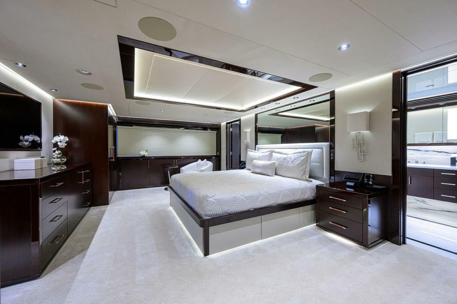 2019 Westport Raised Pilothouse