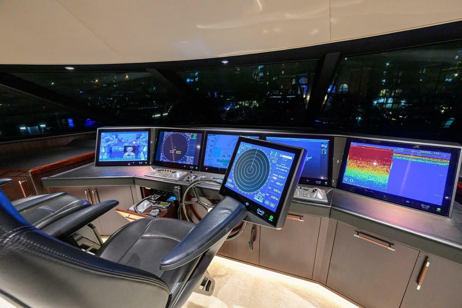 2019 Westport Raised Pilothouse