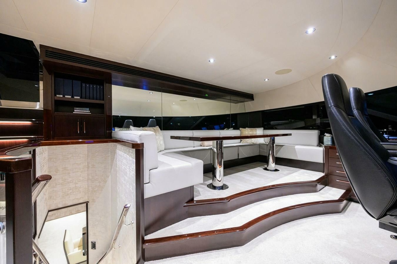 2019 Westport Raised Pilothouse