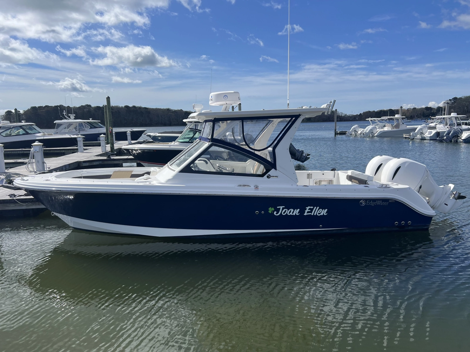 2019 Edgewater 262CX