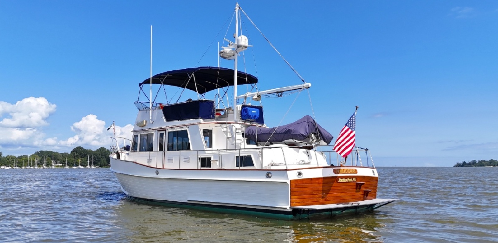 1196 Grand Banks 42 Classic