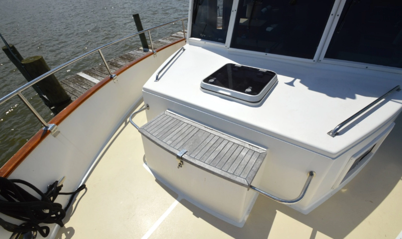1196 Grand Banks 42 Classic