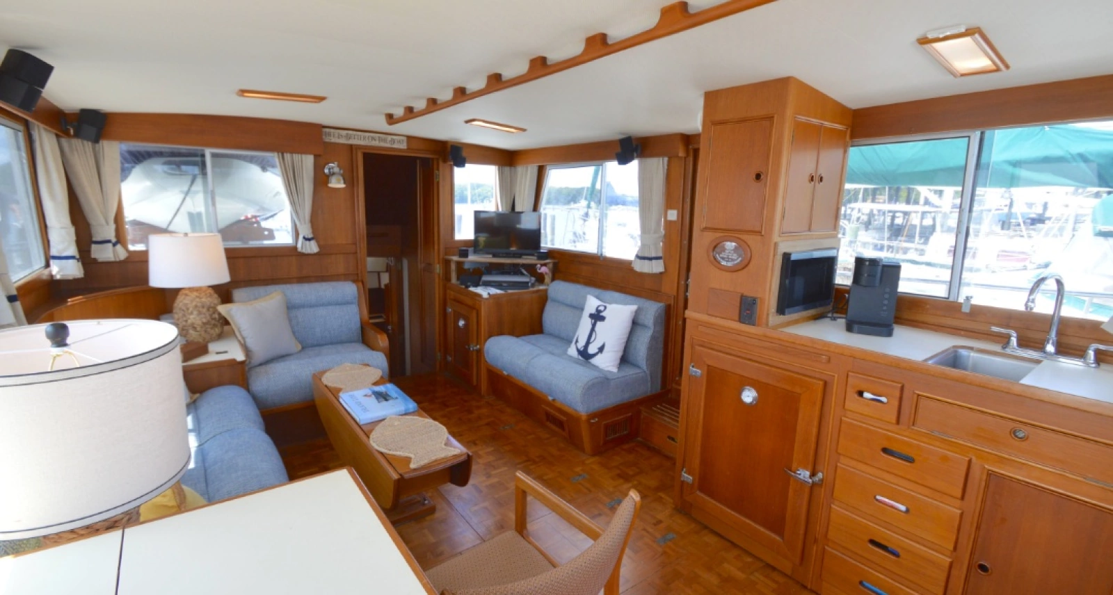 1196 Grand Banks 42 Classic