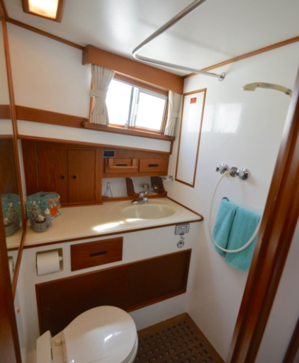 1196 Grand Banks 42 Classic