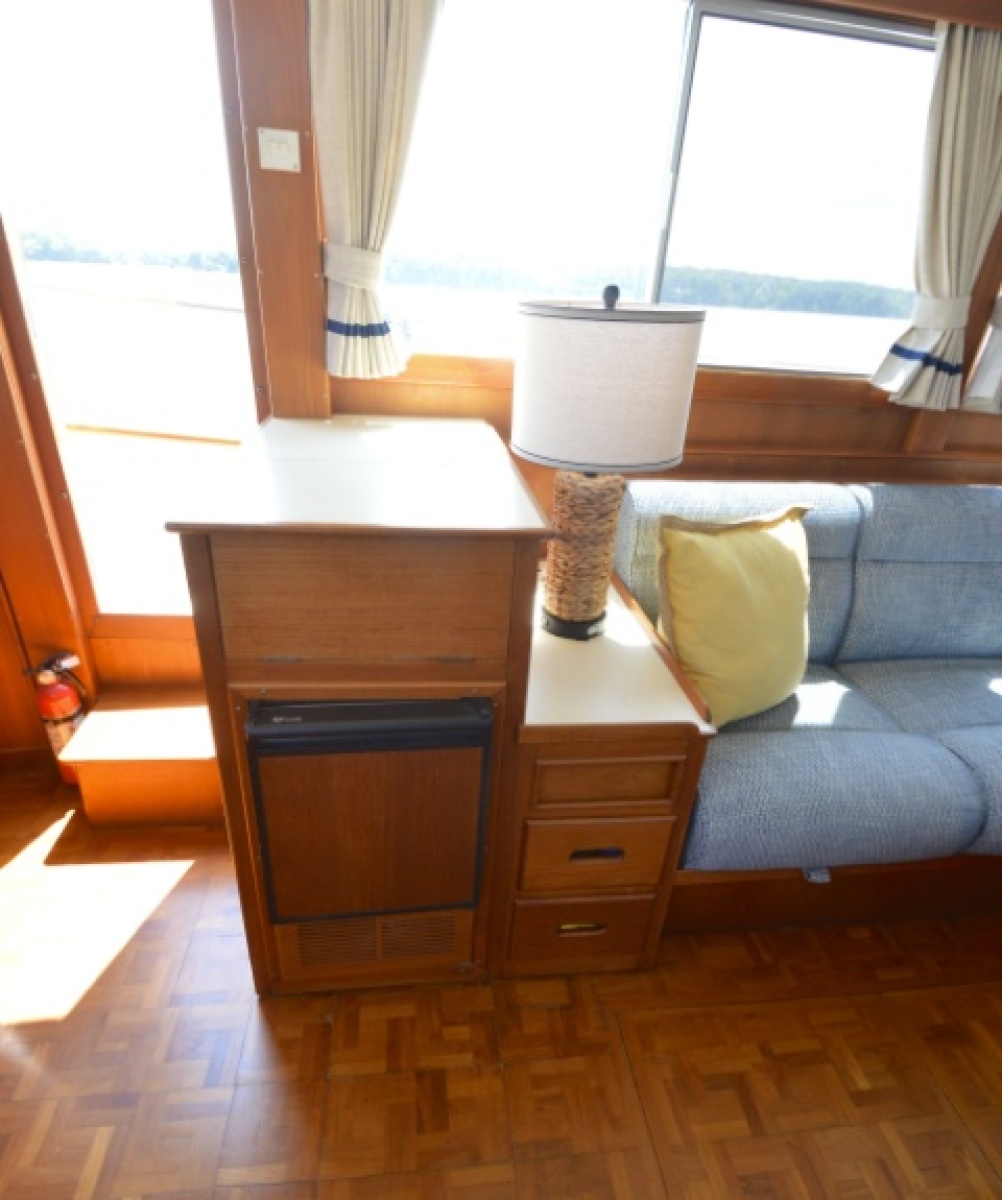 1196 Grand Banks 42 Classic