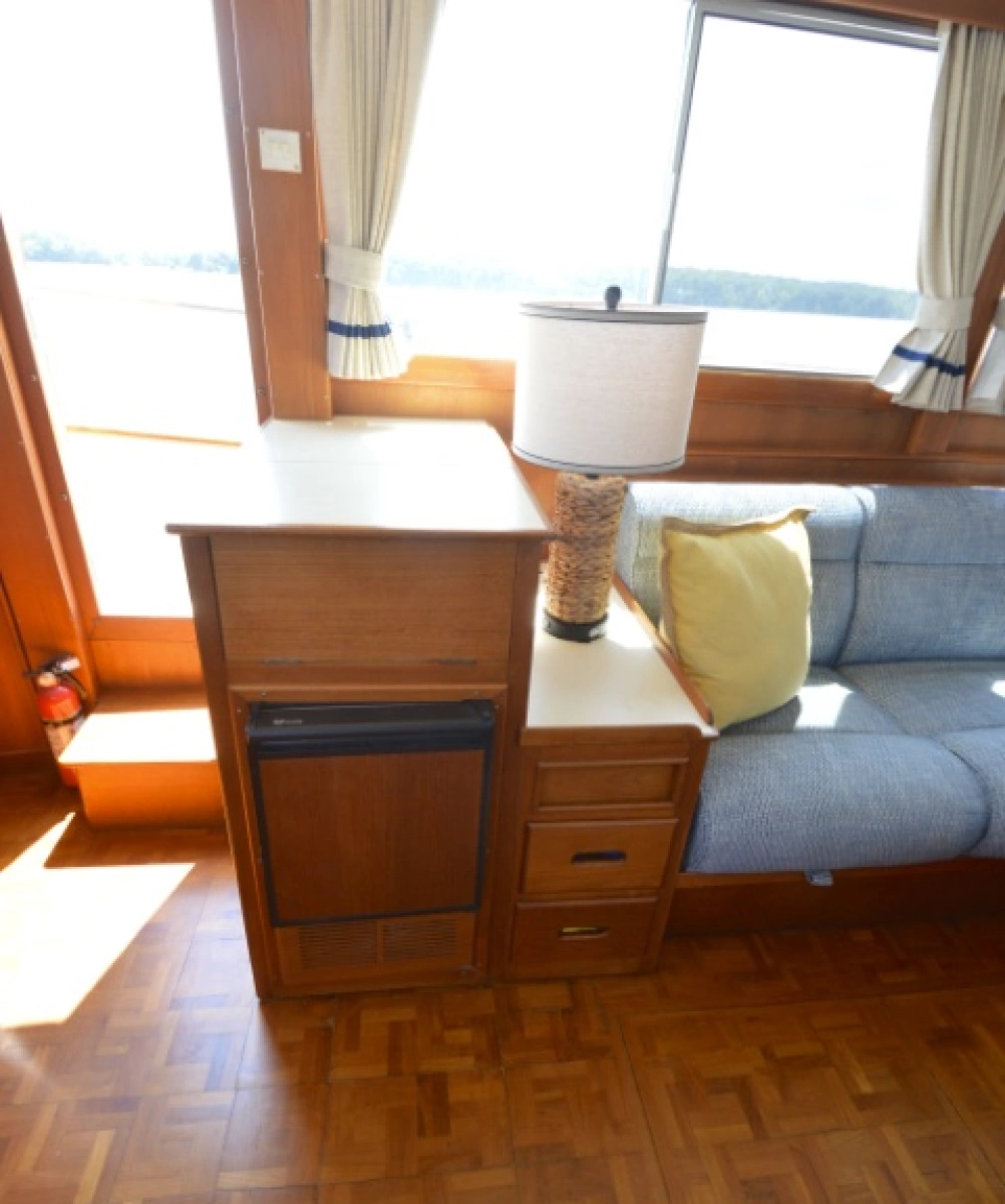 1196 Grand Banks 42 Classic